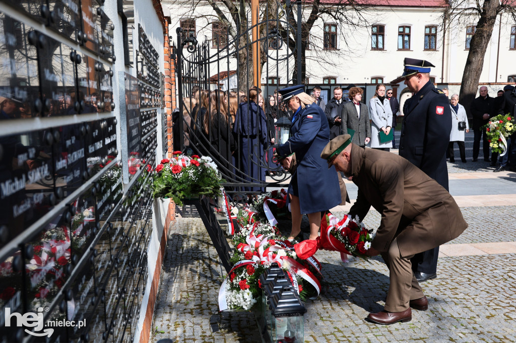 Mielec uczcił 16. rocznicę katastrofy smoleńskiej