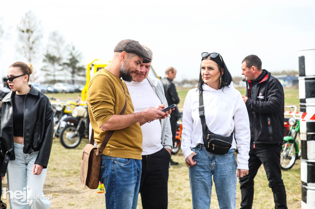 Classic Cars Mielec Spot