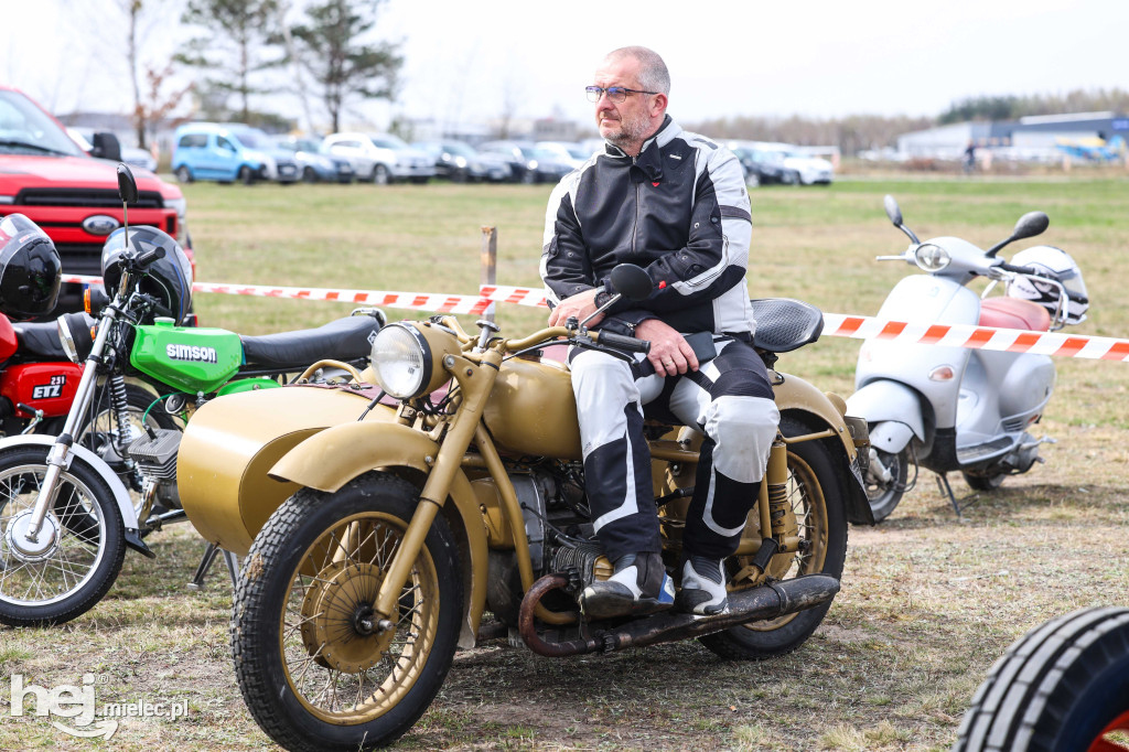 Classic Cars Mielec Spot