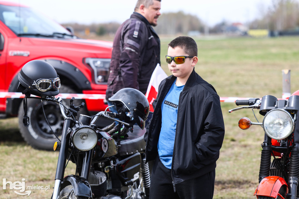 Classic Cars Mielec Spot