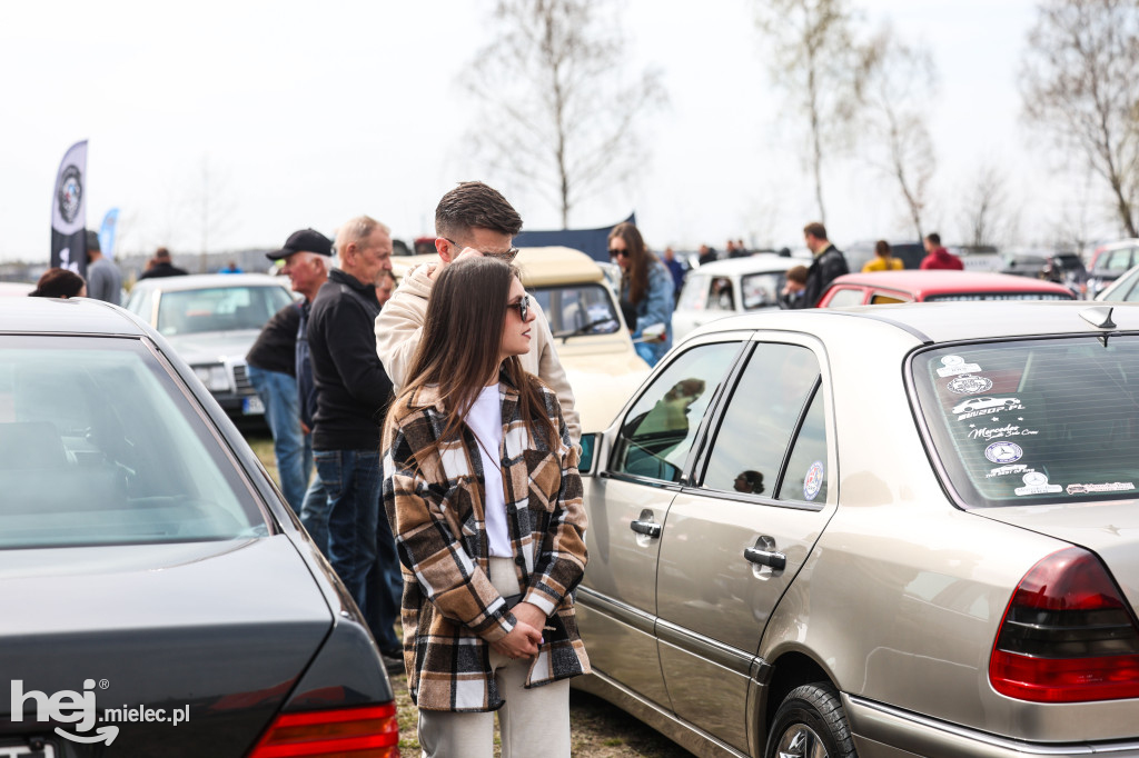 Classic Cars Mielec Spot