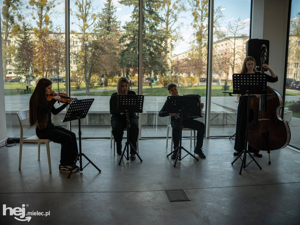 Wernisaż wystawy „CHROMOSATURATION”