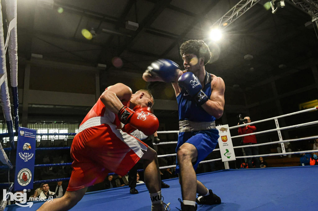 Jakub Pałka zwycięża w meczu Polska – Kanada