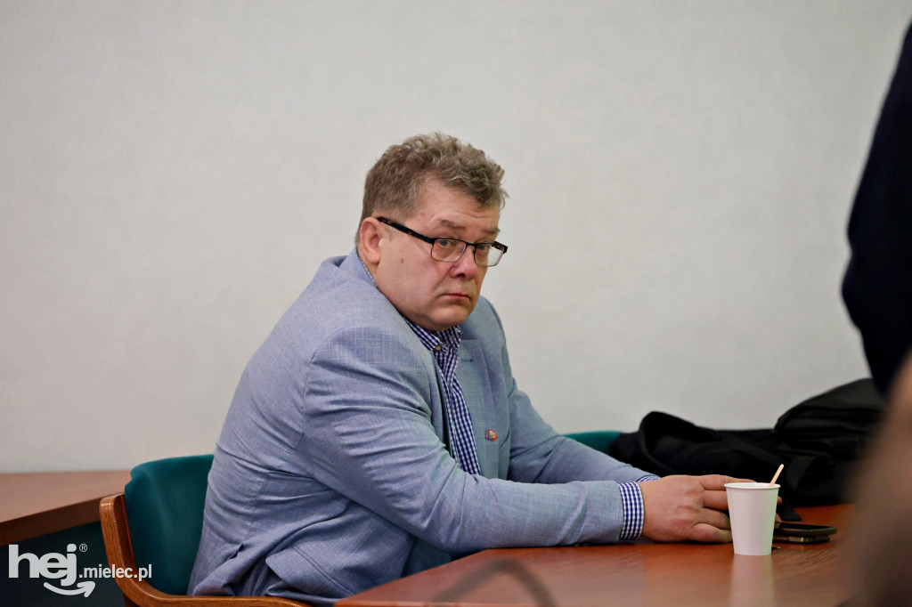 Nowa trasa drogi wojewódzkiej nr 985 z Mielca do Dębicy