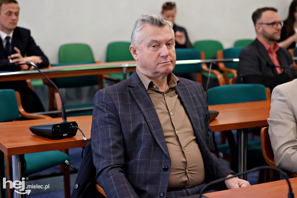 Nowa trasa drogi wojewódzkiej nr 985 z Mielca do Dębicy