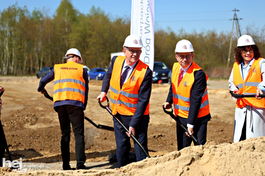 Teren budowy tzw. obwodnicy lotniskowej