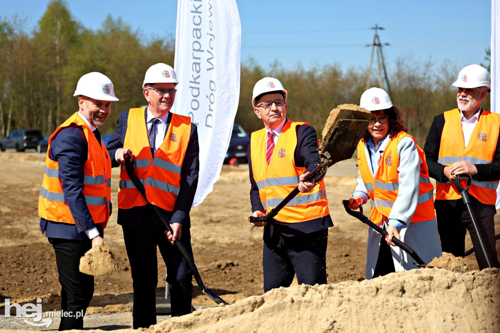 Teren budowy tzw. obwodnicy lotniskowej