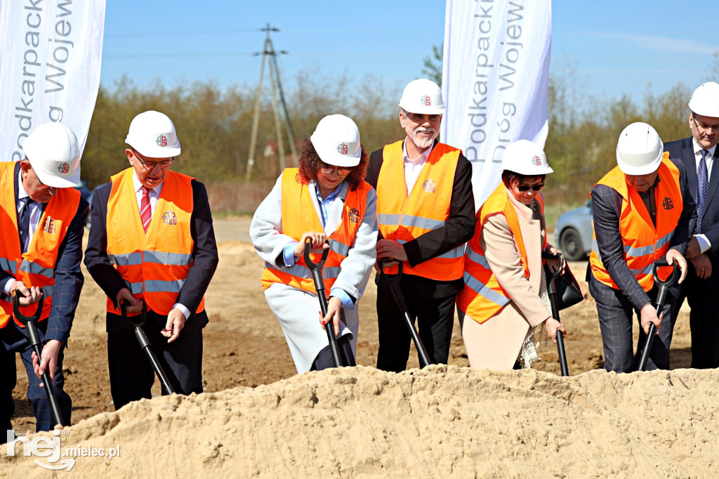 Teren budowy tzw. obwodnicy lotniskowej