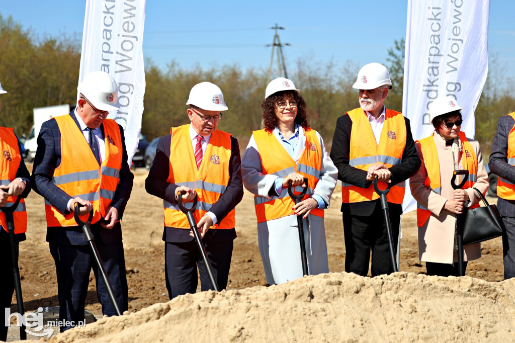 Teren budowy tzw. obwodnicy lotniskowej