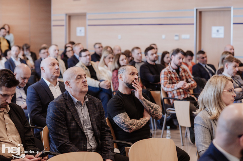 Wsparcie przedsiębiorstw. Ministerstwo w MARR