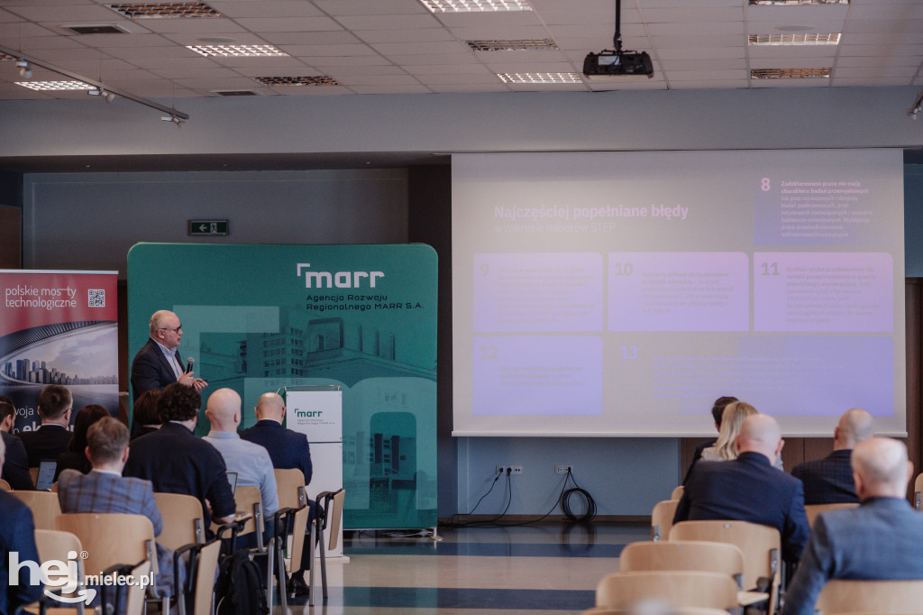 Wsparcie przedsiębiorstw. Ministerstwo w MARR