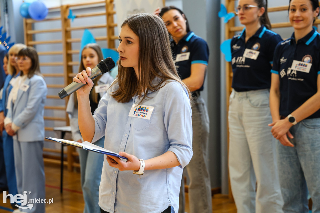 Mielecka „Szóstka” w niebieskich barwach