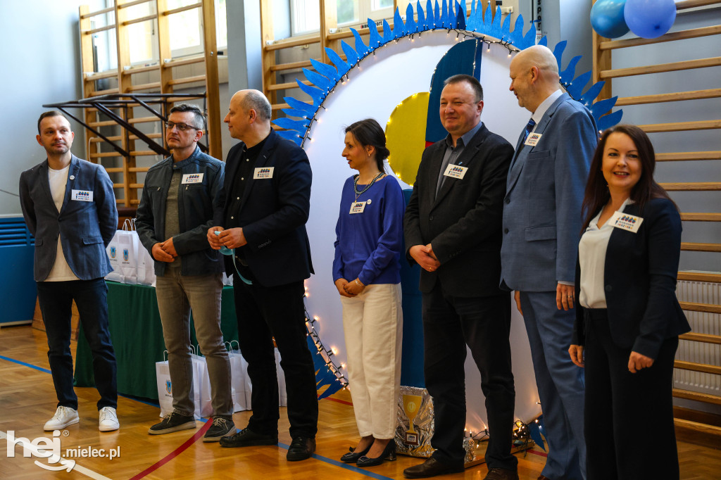 Mielecka „Szóstka” w niebieskich barwach