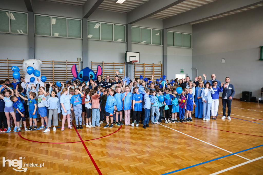 Mielecka „Szóstka” w niebieskich barwach