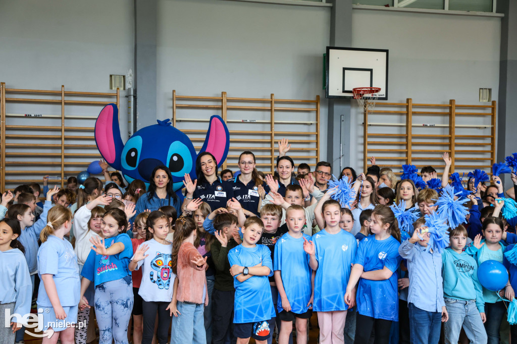 Mielecka „Szóstka” w niebieskich barwach