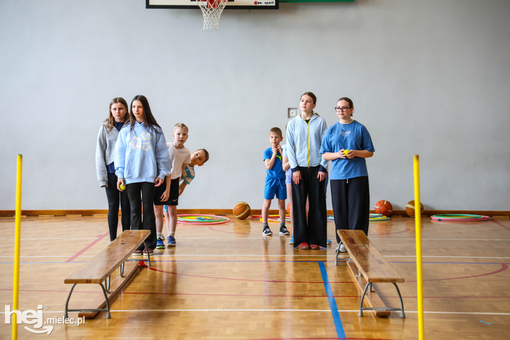 Mielecka „Szóstka” w niebieskich barwach