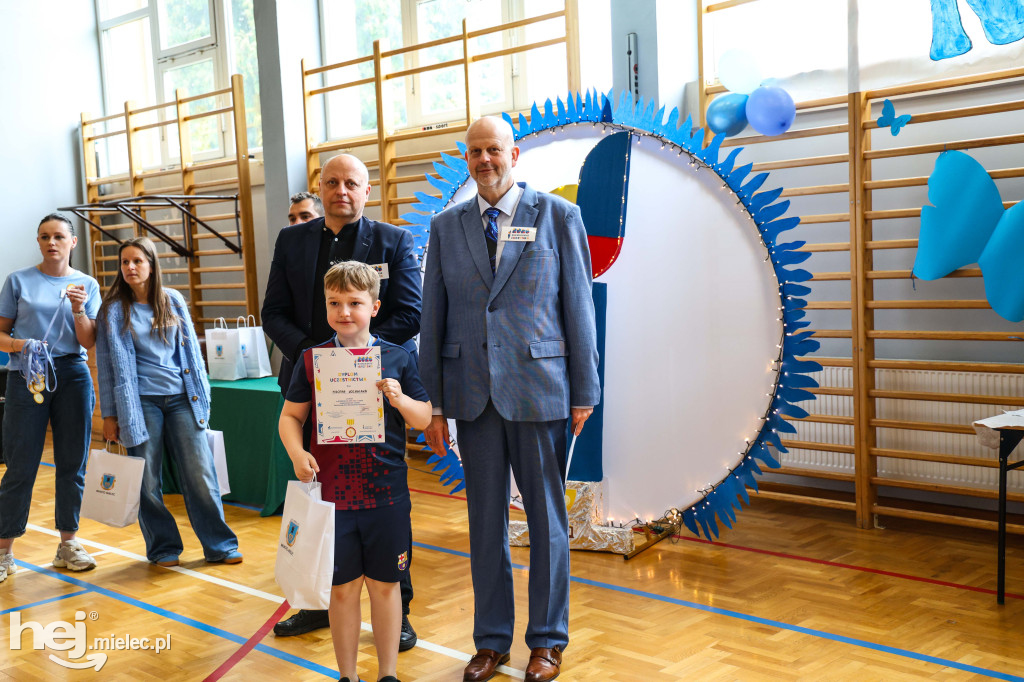 Mielecka „Szóstka” w niebieskich barwach