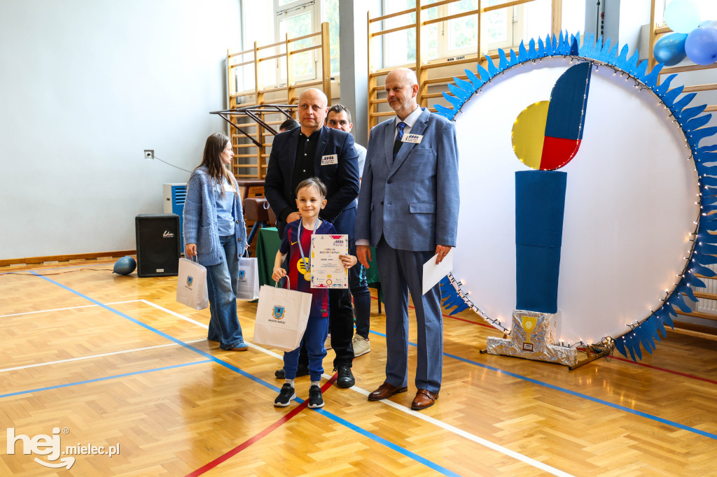 Mielecka „Szóstka” w niebieskich barwach