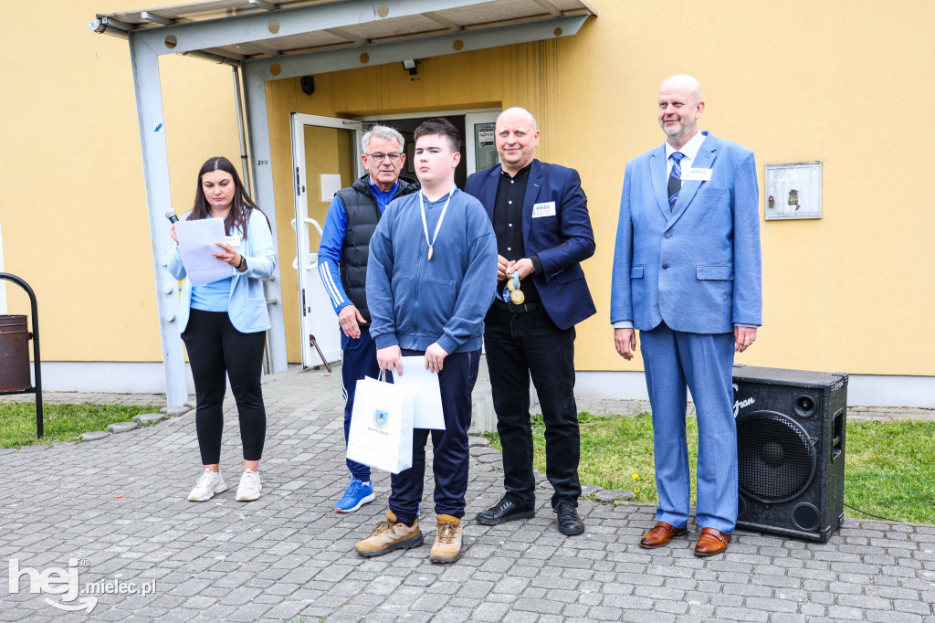 Mielecka „Szóstka” w niebieskich barwach