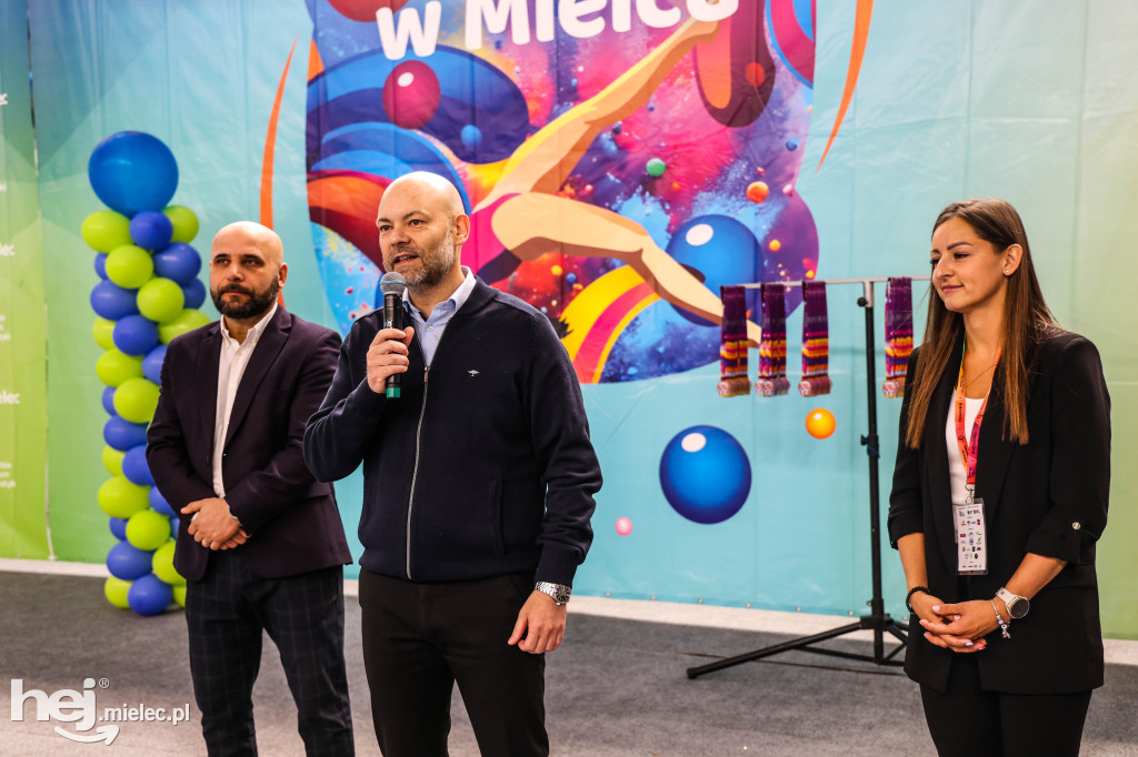 III Ogólnopolski Turniej Akrobatyki Sportowej w Mielcu [DZIEŃ 1]