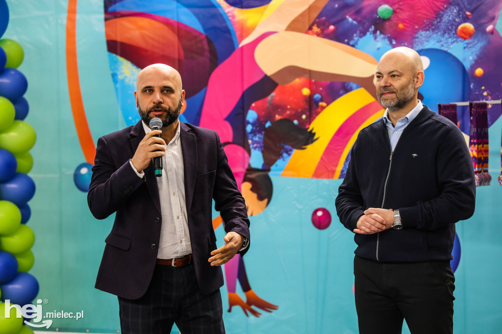 III Ogólnopolski Turniej Akrobatyki Sportowej w Mielcu [DZIEŃ 1]