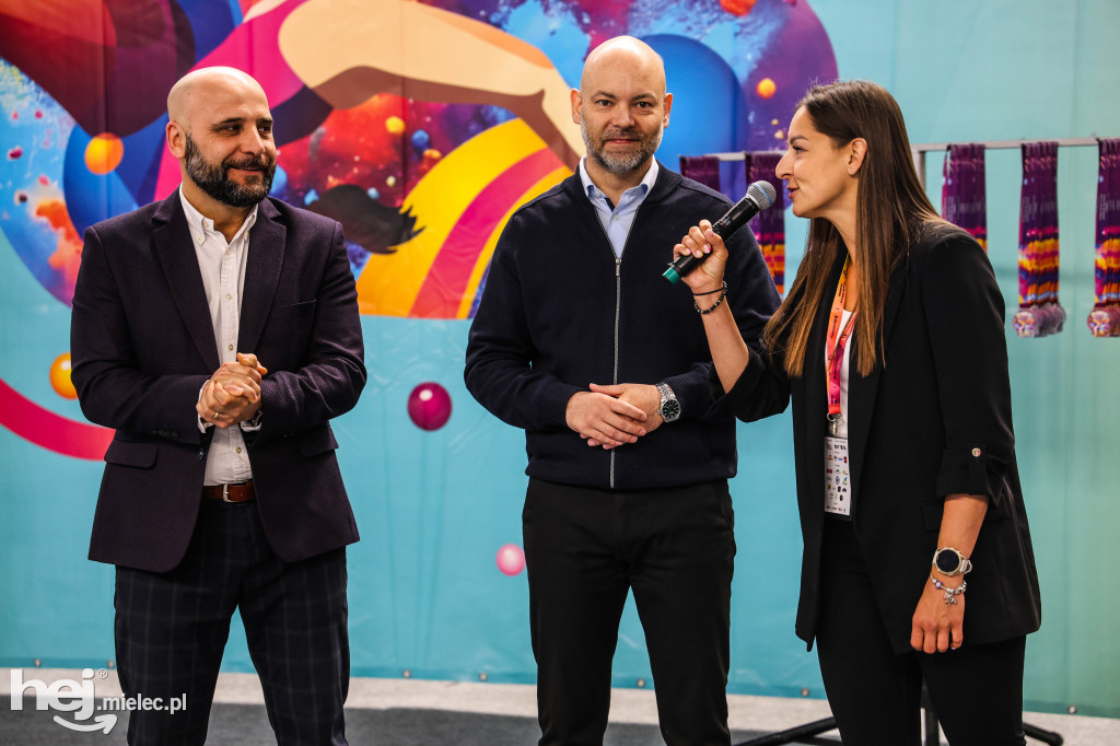 III Ogólnopolski Turniej Akrobatyki Sportowej w Mielcu [DZIEŃ 1]