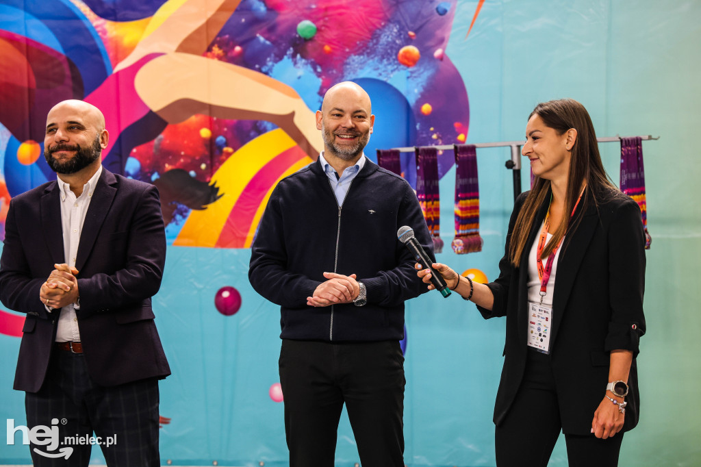 III Ogólnopolski Turniej Akrobatyki Sportowej w Mielcu [DZIEŃ 1]