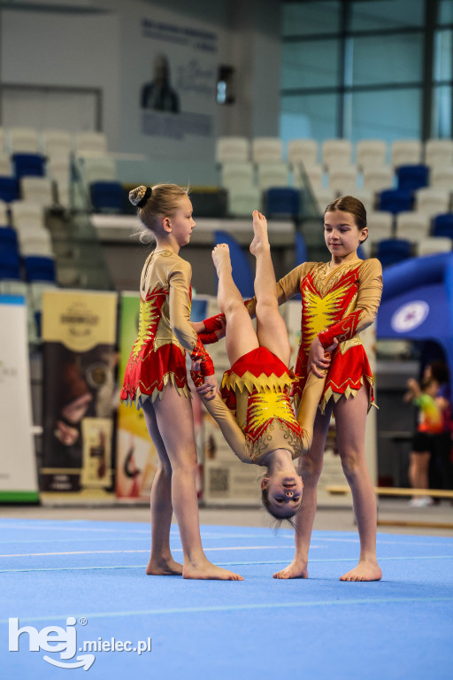 III Ogólnopolski Turniej Akrobatyki Sportowej w Mielcu [DZIEŃ 1]