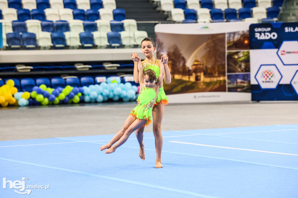 III Ogólnopolski Turniej Akrobatyki Sportowej w Mielcu [DZIEŃ 1]