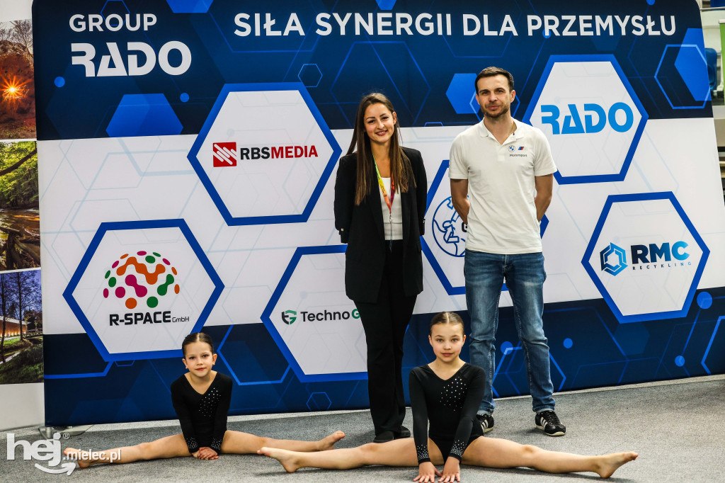 III Ogólnopolski Turniej Akrobatyki Sportowej w Mielcu [DZIEŃ 1]