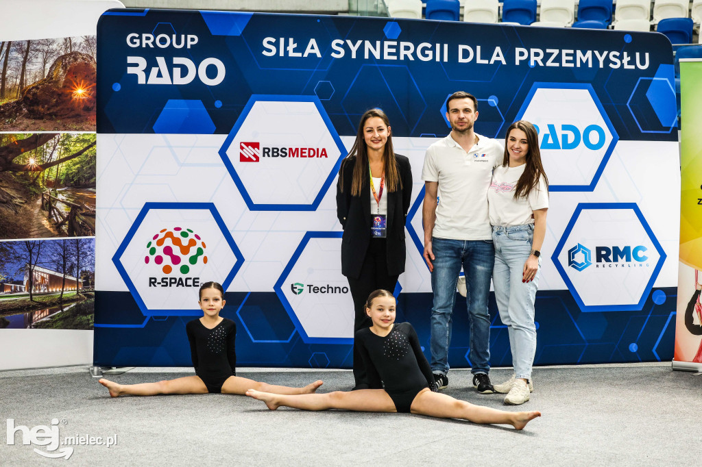 III Ogólnopolski Turniej Akrobatyki Sportowej w Mielcu [DZIEŃ 1]