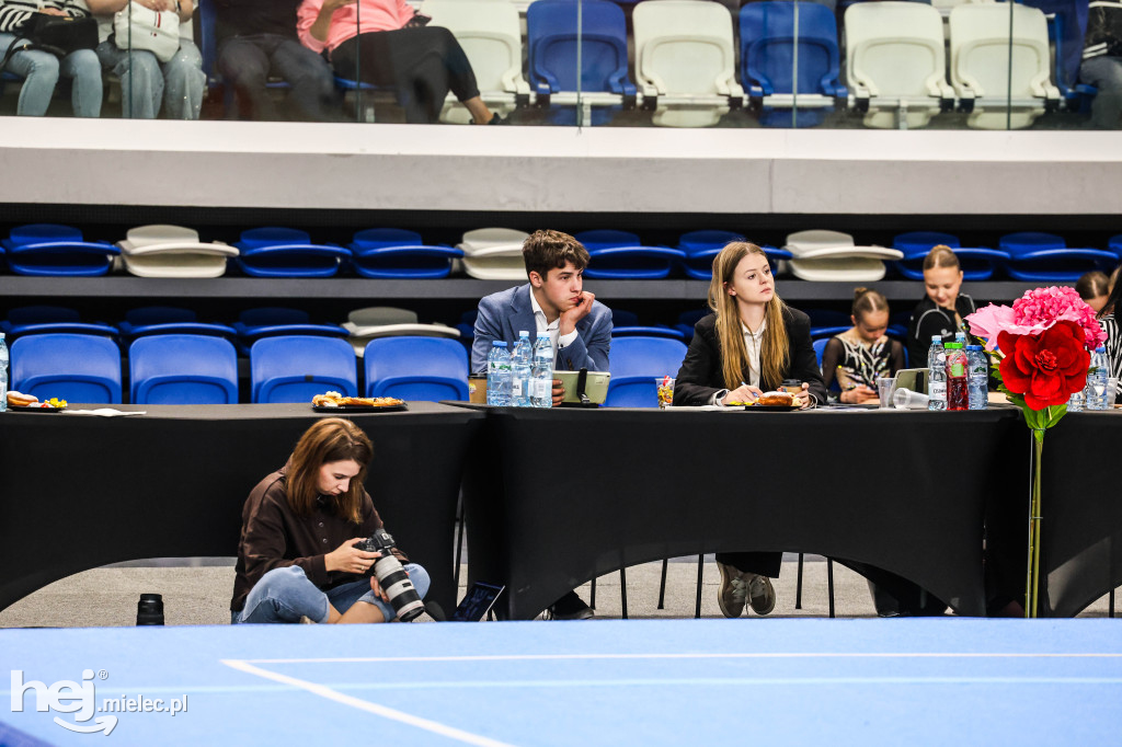 III Ogólnopolski Turniej Akrobatyki Sportowej w Mielcu [DZIEŃ 1]