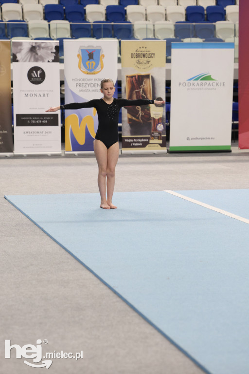 III Ogólnopolski Turniej Akrobatyki Sportowej w Mielcu [DZIEŃ 2]