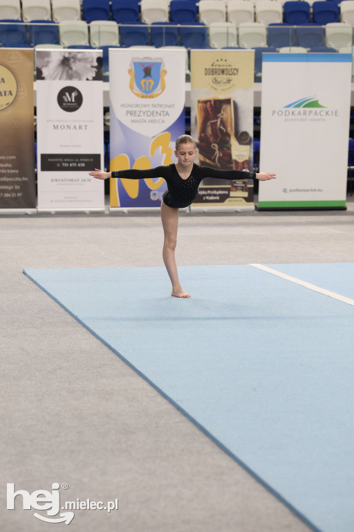 III Ogólnopolski Turniej Akrobatyki Sportowej w Mielcu [DZIEŃ 2]