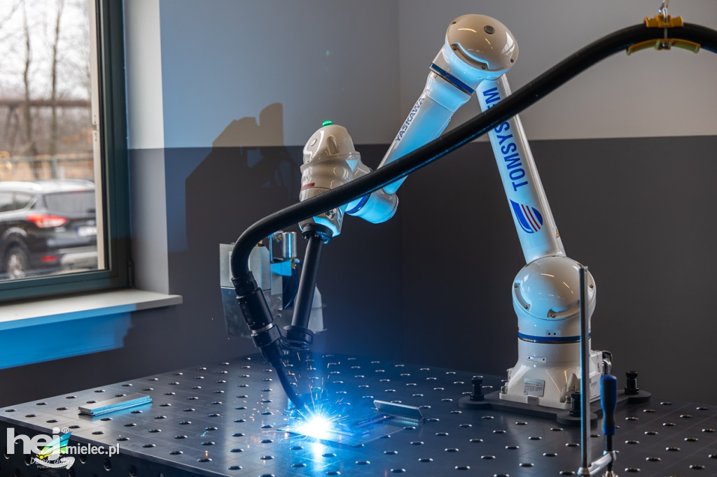 BCU w Mielcu – tu edukacja spotyka nowoczesny przemysł lotniczy