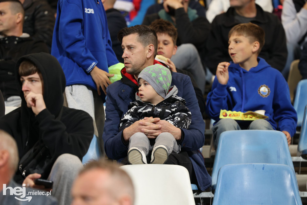Stal Mielec - Puszcza Niepołomice [KIBICE]