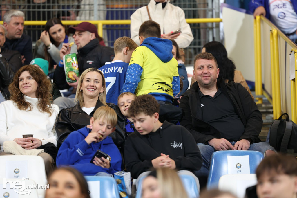 Stal Mielec - Puszcza Niepołomice [KIBICE]