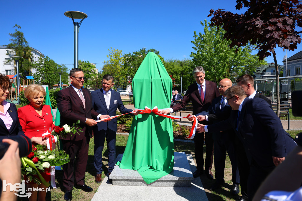 Święto Ludowe i odsłonięcie popiersia W.Witosa