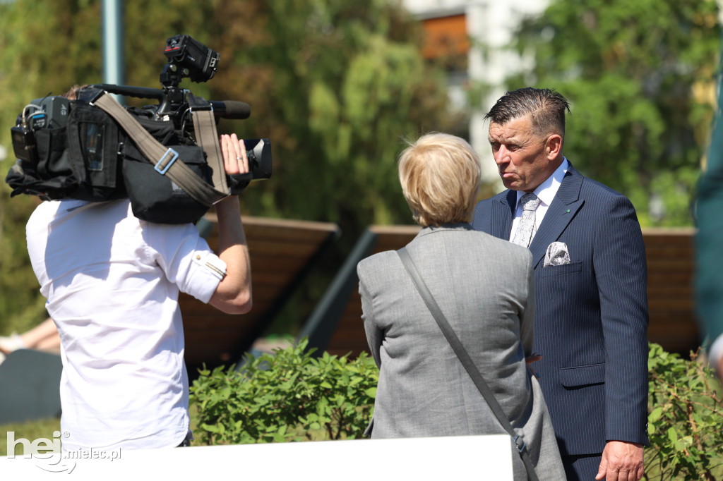 Święto Ludowe i odsłonięcie popiersia W.Witosa