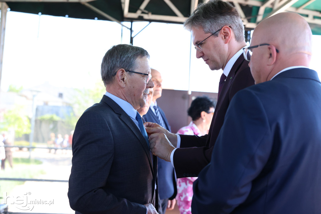 Święto Ludowe i odsłonięcie popiersia W.Witosa