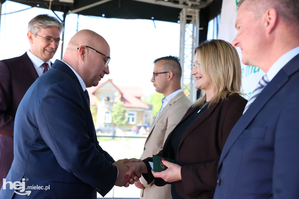 Święto Ludowe i odsłonięcie popiersia W.Witosa