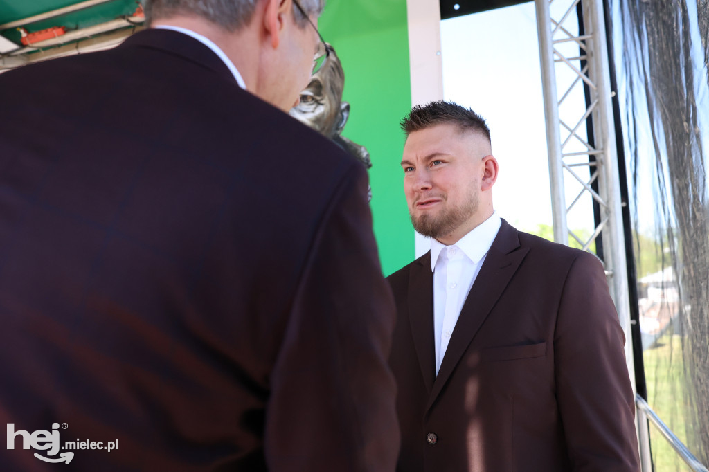Święto Ludowe i odsłonięcie popiersia W.Witosa