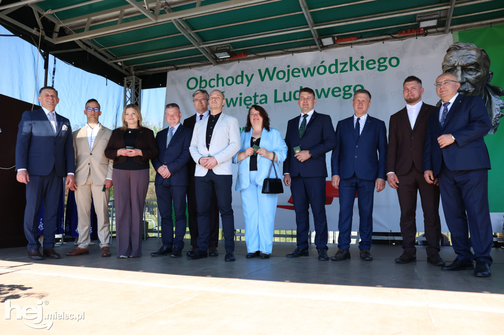 Święto Ludowe i odsłonięcie popiersia W.Witosa