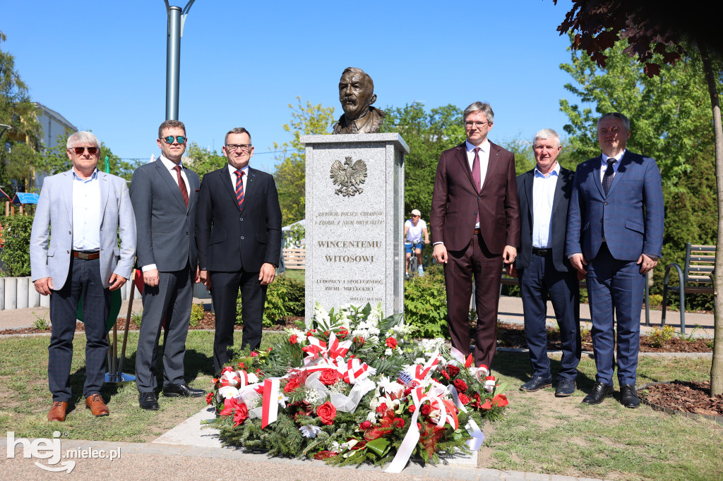 Święto Ludowe i odsłonięcie popiersia W.Witosa