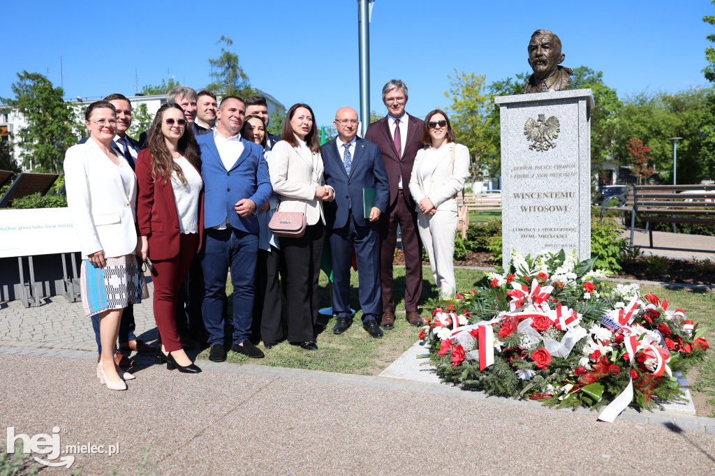 Święto Ludowe i odsłonięcie popiersia W.Witosa