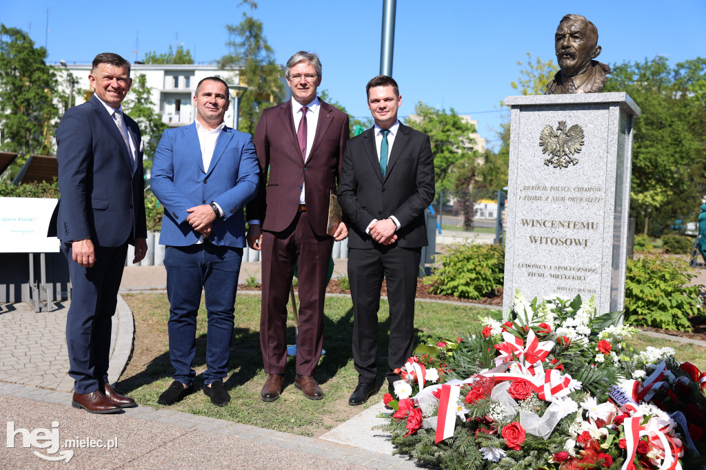 Święto Ludowe i odsłonięcie popiersia W.Witosa