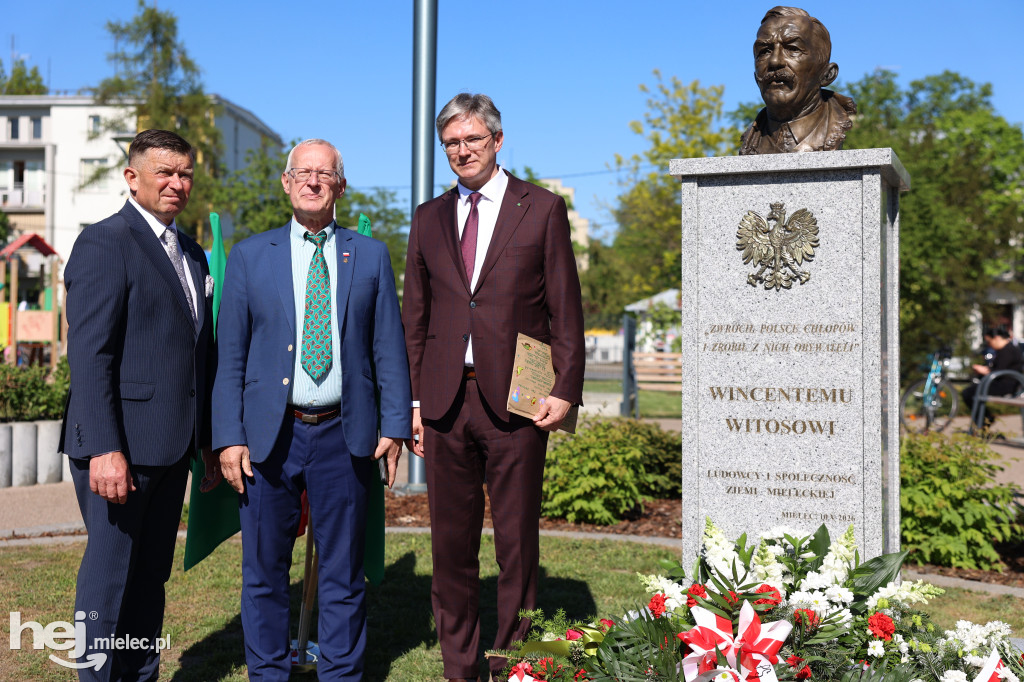 Święto Ludowe i odsłonięcie popiersia W.Witosa