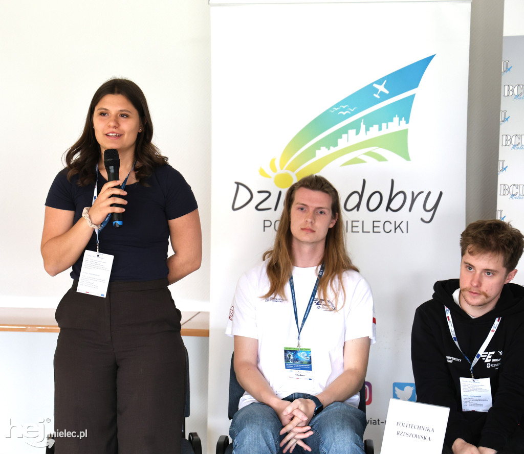 Studenci z topowych uczelni odwiedzili Branżowe Centrum Umiejętności w Mielcu!