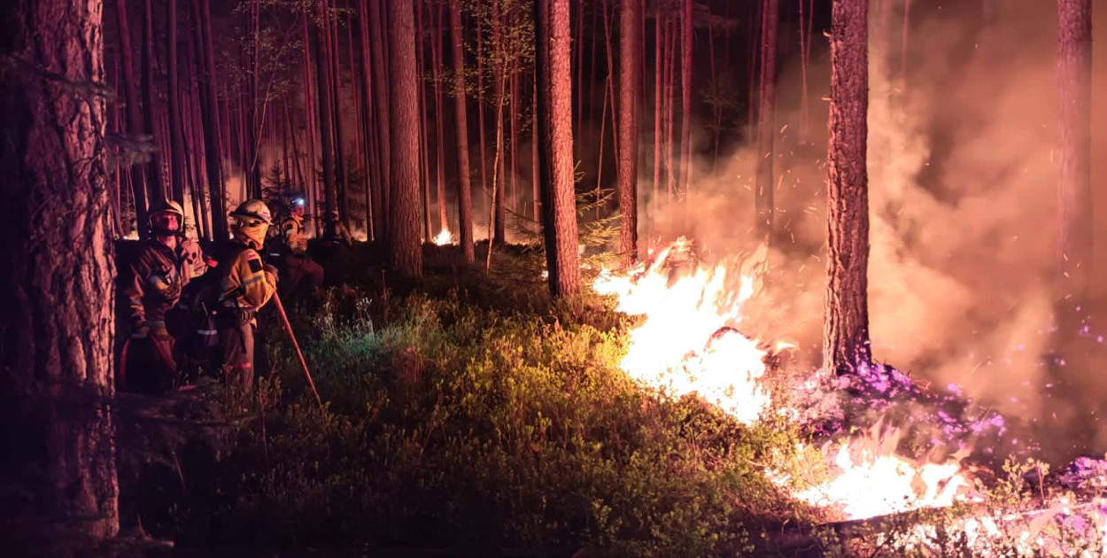 Mieleccy strażacy wrócili z akcji w płonącej Puszczy Solskiej