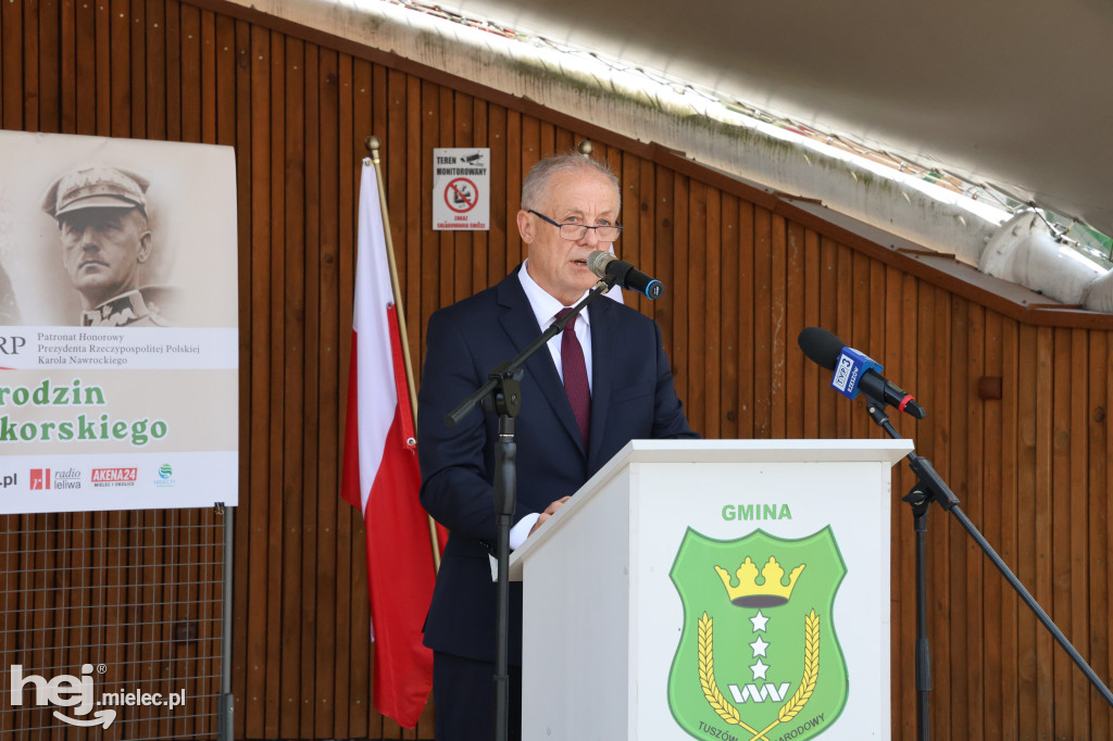 Tuszów Narodowy uczcił 145. rocznicę urodzin gen. Sikorskiego
